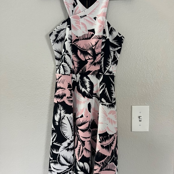Express pink and black palm dress size 2 - Picture 5 of 5